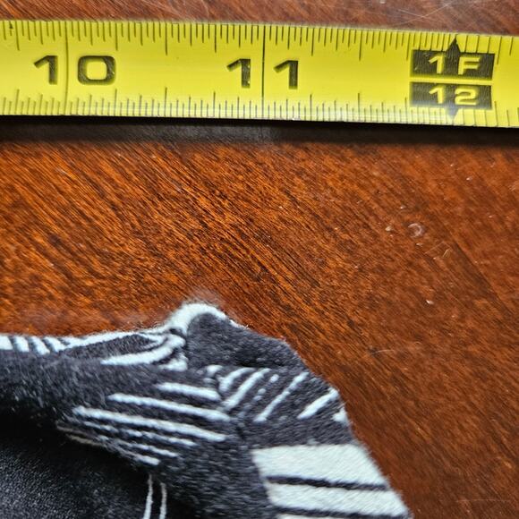 Chico's Travelers Womens Pants High Rise Black White Floral Ankle Pull On Medium - Picture 15 of 16